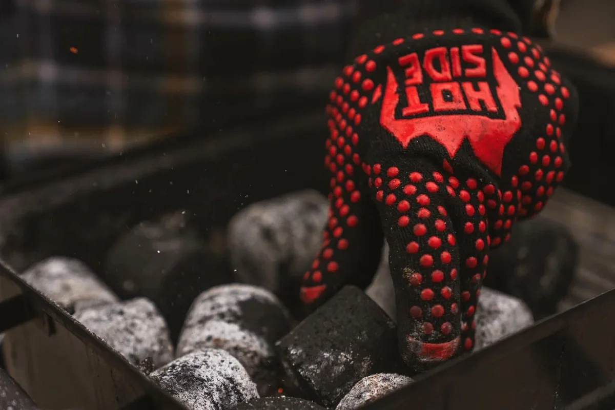 Жаростойкие перчатки для гриля: зачем они нужны